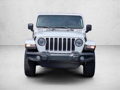 Bright White Clearcoat 2022 Jeep Wrangler Unlimited Sahara