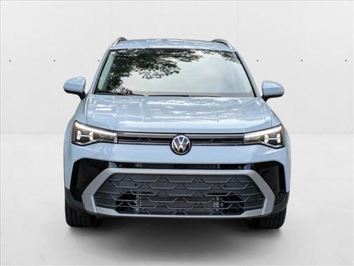 Monument Gray 2025 Volkswagen Taos 1.5T SE
