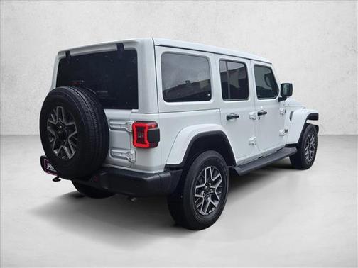 2025 Jeep Wrangler 4-Door Sahara 4x4