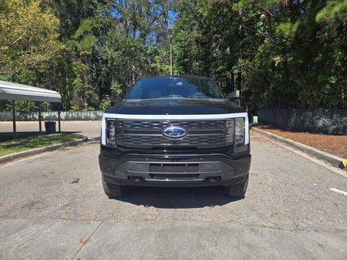2023 Ford F-150 Lightning Platinum