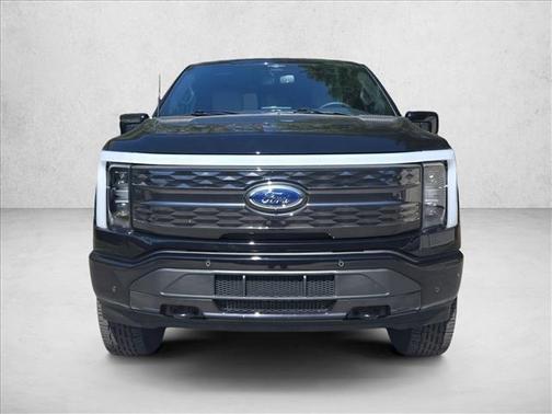 2023 Ford F-150 Lightning Platinum