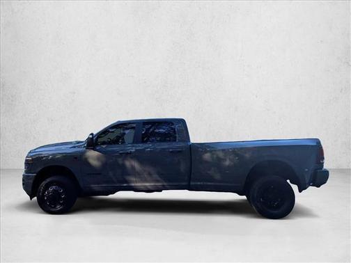 Ceramic Gray Clearcoat 2026 RAM 3500 Laramie Crew Cab 4x4 8' Box