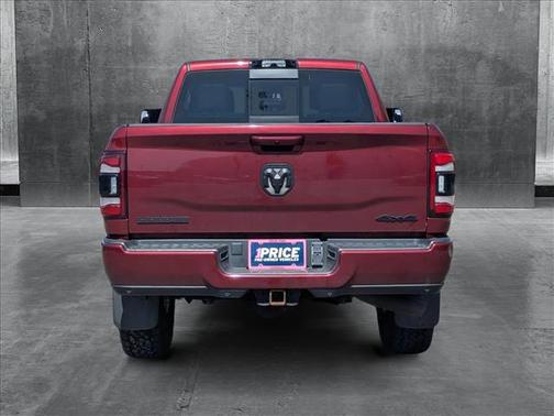 2022 RAM 2500 Laramie Crew Cab 4x4 6'4' Box