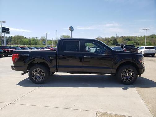 Agate Black Metallic 2026 Ford F-150 STX