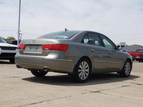 Natural Khaki Metallic 2009 Hyundai SONATA Limited