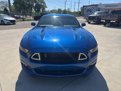 White Platinum Metallic Tri-Coat 2017 Ford Mustang GT Premium