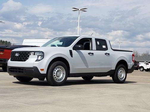 Space White Metallic 2026 Ford Maverick XL