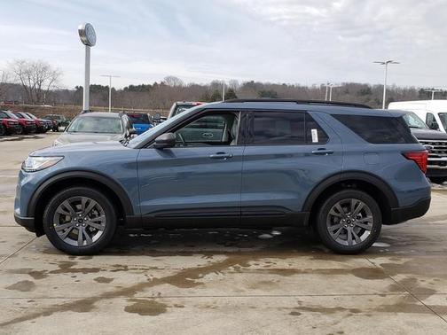 2026 Ford Explorer Active w/200A Pkg