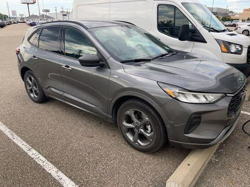 Carbonized Gray Metallic 2024 Ford Escape ST-Line