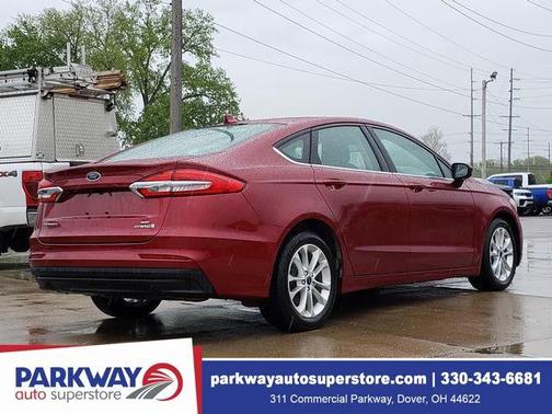 Ruby Red Metallic Tinted Clearcoat 2019 Ford Fusion Hybrid SE