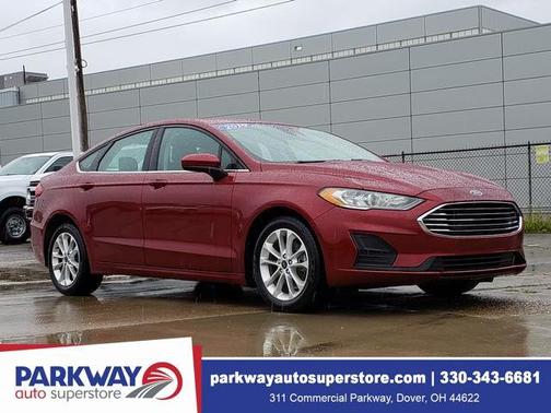Ruby Red Metallic Tinted Clearcoat 2019 Ford Fusion Hybrid SE