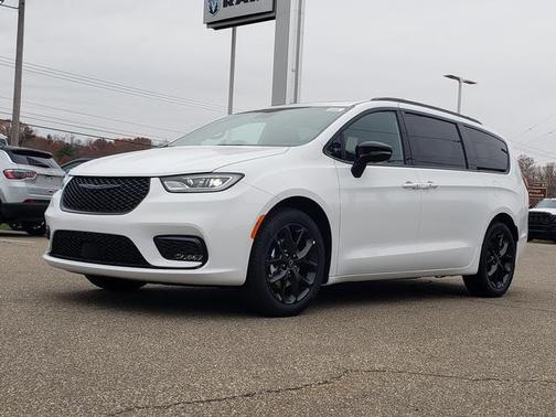 2026 Chrysler Pacifica Limited