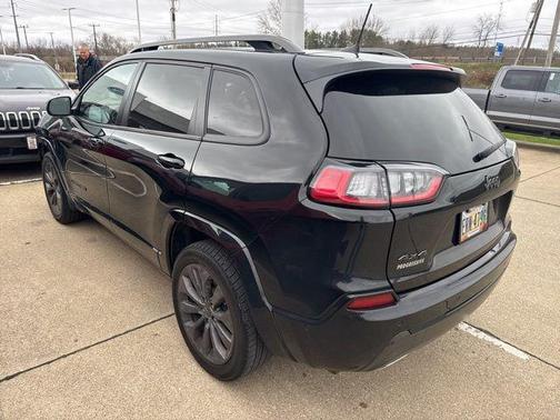 Diamond Black Crystal Pearlcoat 2020 Jeep Cherokee Limited
