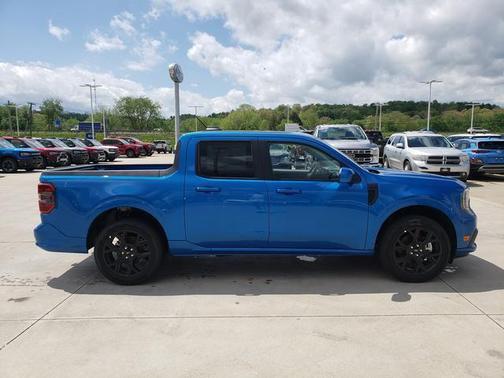 Velocity Blue 2026 Ford Maverick Lobo Standard