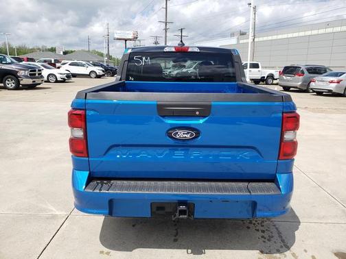 Velocity Blue 2026 Ford Maverick Lobo Standard