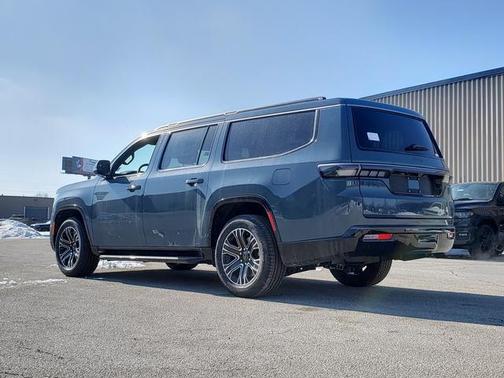 2026 Jeep Grand Wagoneer L 4x4