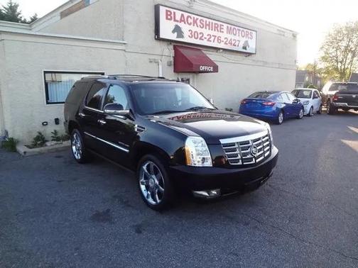 BLACK 2011 Cadillac Escalade Premium