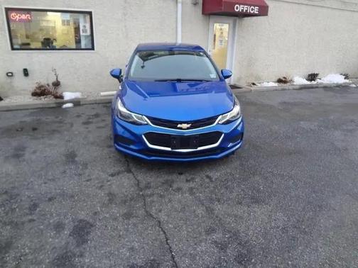 BLUE 2018 Chevrolet Cruze LT