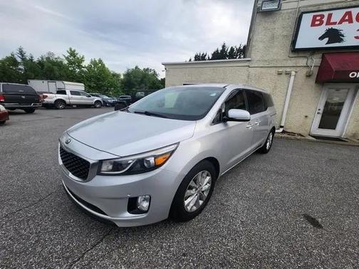 Bright Silver 2017 Kia Sedona EX
