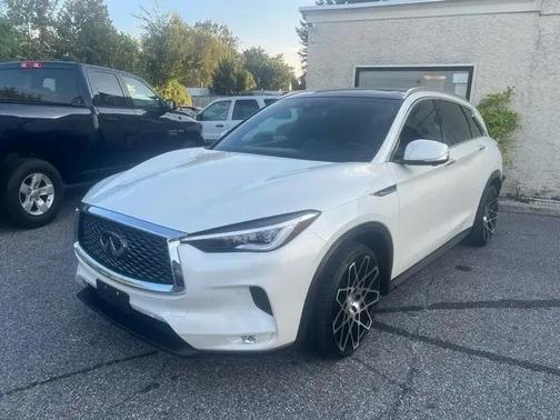 WHITE 2019 INFINITI QX50 ESSENTIAL
