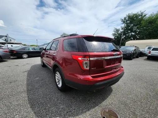 Ruby Red Metallic Tinted Clearcoat 2014 Ford Explorer XLT