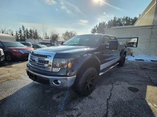 Tuxedo Black Metallic 2013 Ford F-150 XL