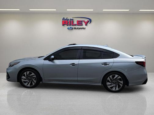 2025 Subaru Legacy Touring XT