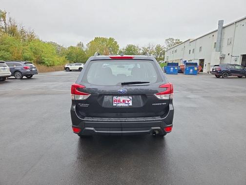 2019 Subaru Forester Base