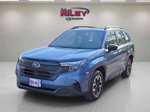 2025 Subaru Forester Base