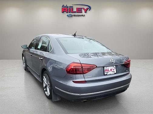 2017 Volkswagen Passat 1.8T R-Line w/Comfort
