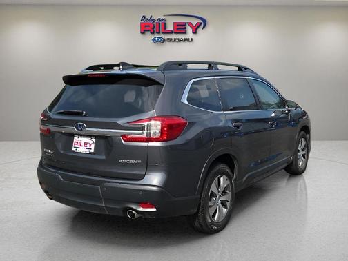2023 Subaru Ascent Premium 8-Passenger