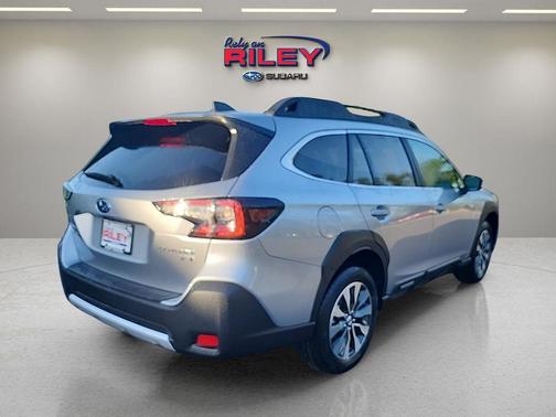2025 Subaru Outback Limited XT