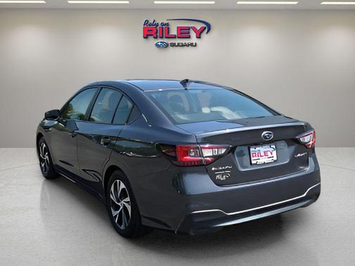 2023 Subaru Legacy Base
