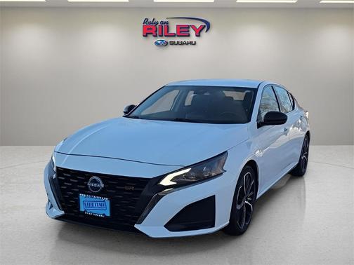 2024 Nissan Altima SR FWD