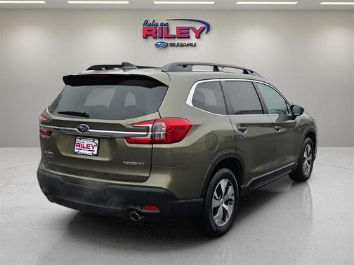 2024 Subaru Ascent Premium 7-Passenger