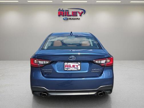 2022 Subaru Legacy Touring XT