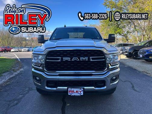Bright White Clearcoat 2024 RAM 2500 Big Horn Crew Cab 4x4 6'4' Box