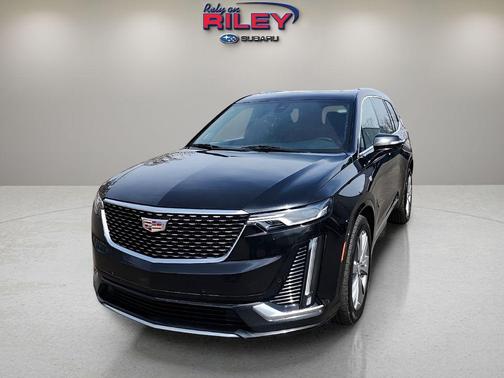 Black Metallic 2023 Cadillac XT6 Premium Luxury FWD