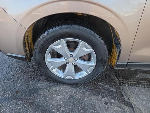 2015 Subaru Forester 2.5i