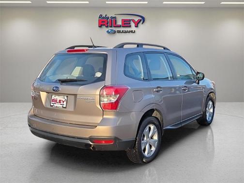 2015 Subaru Forester 2.5i