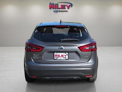 2022 Nissan Rogue Sport S