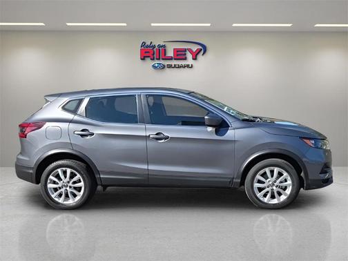 2022 Nissan Rogue Sport S