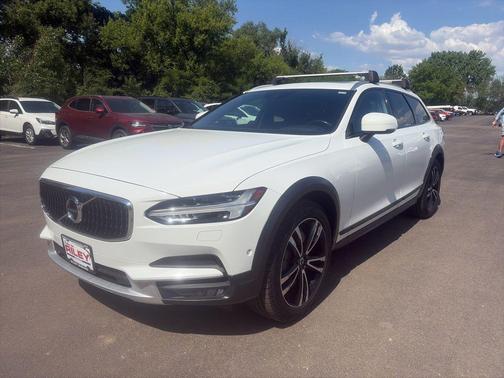 Ice White 2018 Volvo V90 Cross Country T5
