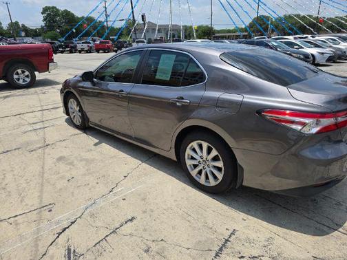 2018 Toyota Camry XLE