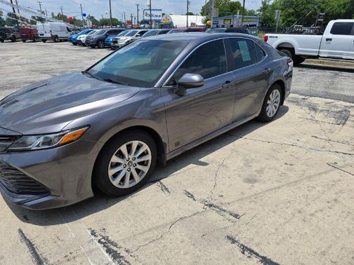 2018 Toyota Camry XLE