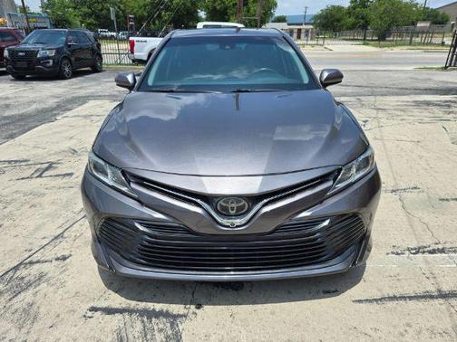 2018 Toyota Camry XLE
