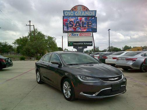 2016 Chrysler 200 Limited