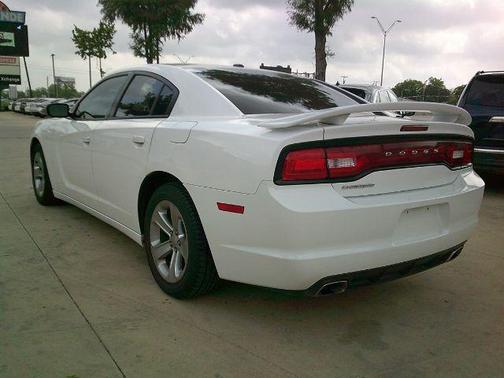 2013 Dodge Charger SXT