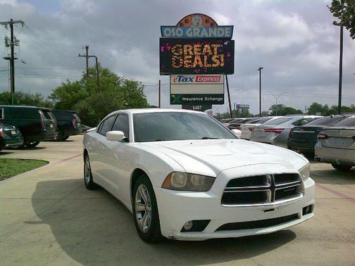 2013 Dodge Charger SXT