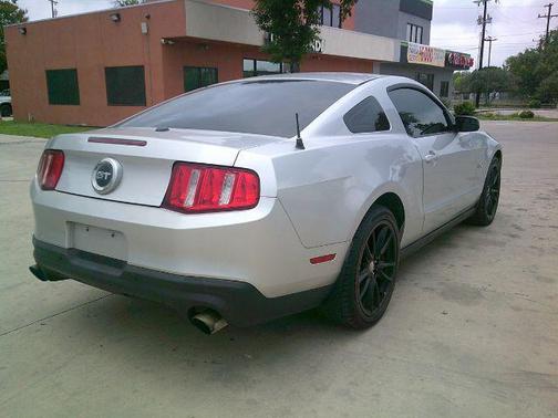 2012 Ford Mustang GT Premium